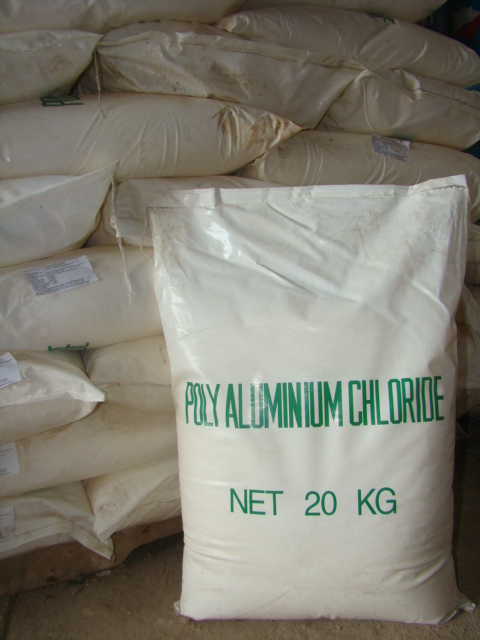 Poly Aluminium Cloride - Tân Trường Quang - Công Ty TNHH Thương Mại Hóa Chất Tân Trường Quang
